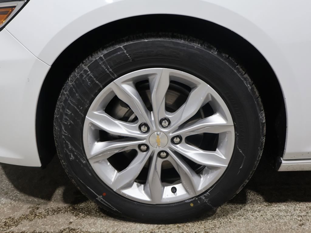 Used 2024 Chevrolet Malibu LT image 9