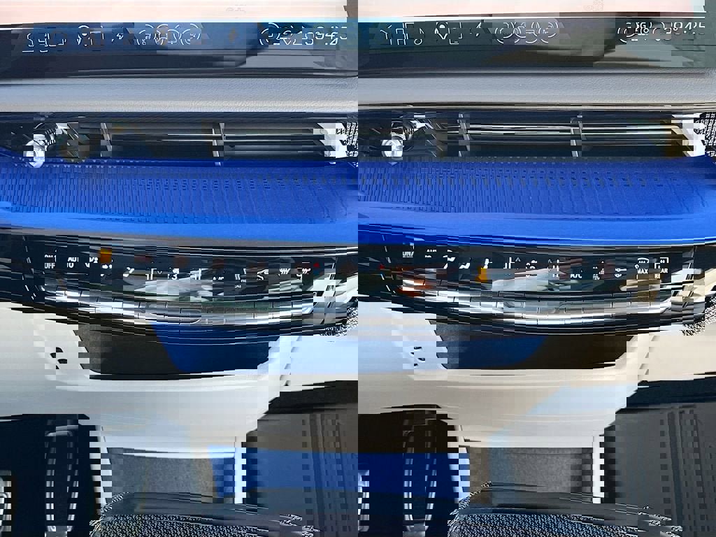 New 2026 Cadillac Optiq Sport 1 w/ LPO, Floor Liner Package image 33