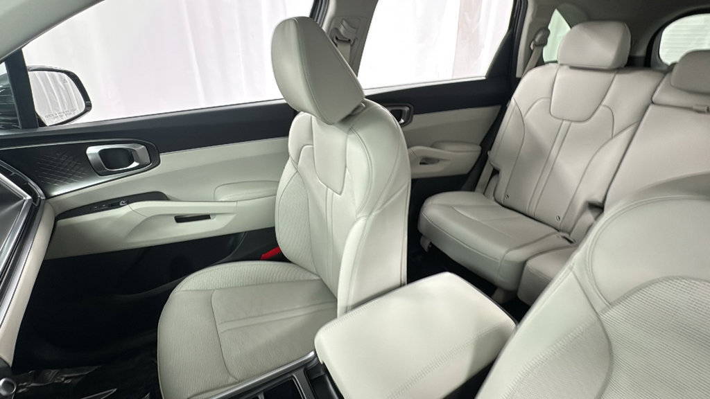 New 2026 Kia Sorento EX AWD/4WD image 13