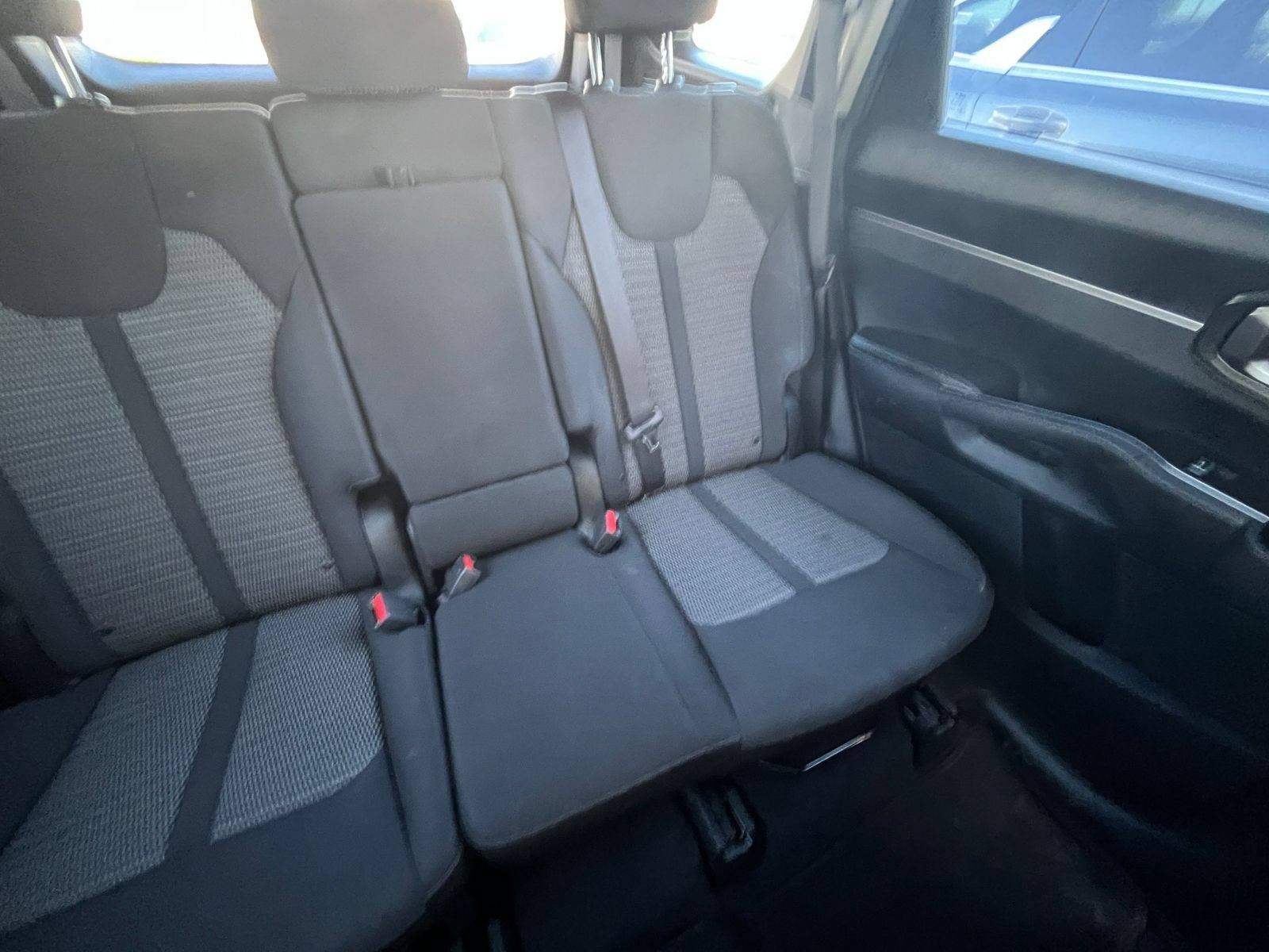 Used 2023 Kia Sorento LX FWD image 38