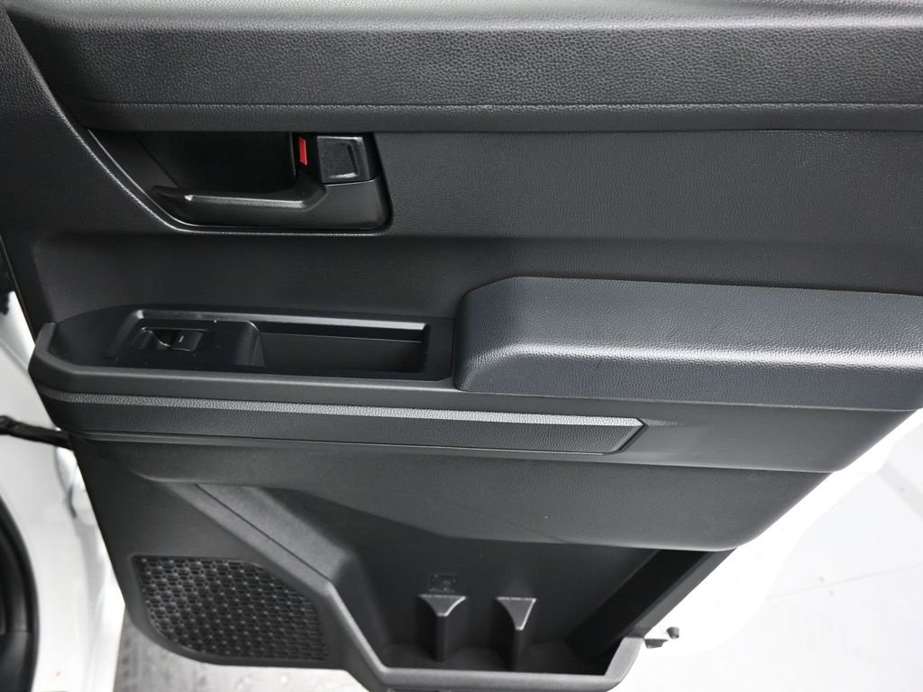 Used 2025 Toyota Tacoma SR image 37