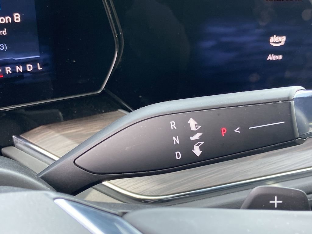 Used 2025 Chevrolet Tahoe LT image 12