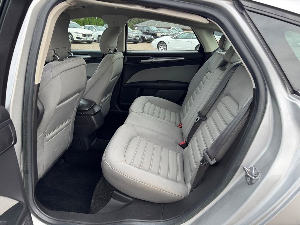 Used 2014 Ford Fusion S FWD image 17