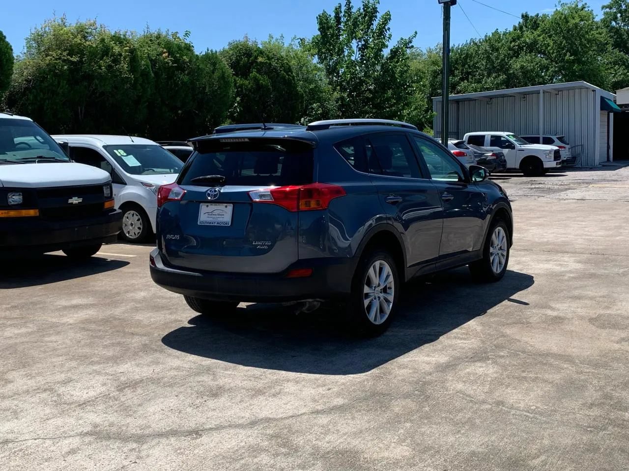 Used 2013 Toyota RAV4 Limited AWD/4WD image 7
