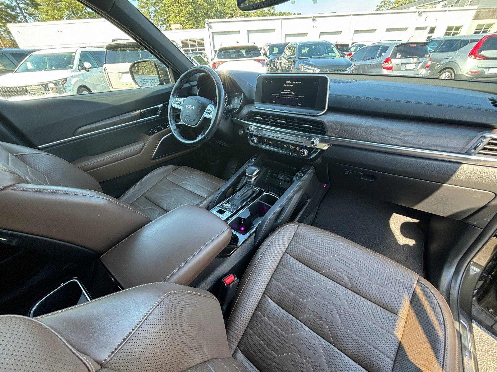 Used 2022 Kia Telluride SX w/ SX Prestige Package image 17