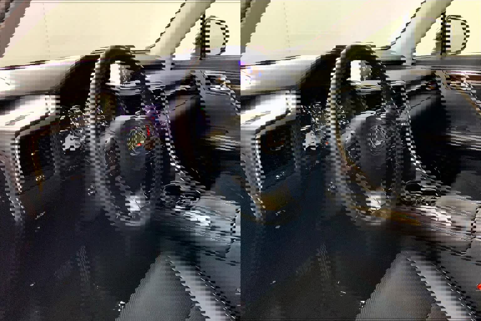 Used 2018 Lexus RX 350 AWD w/ Premium Package image 18