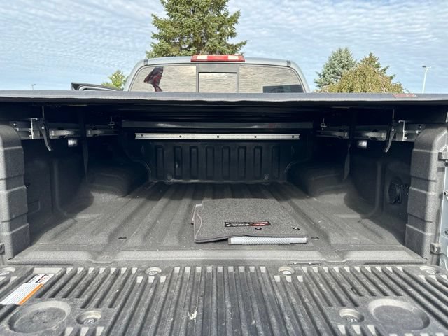 Certified 2022 Nissan Frontier PRO-4X w/ Pro-4X Premium Package AWD/4WD image 17