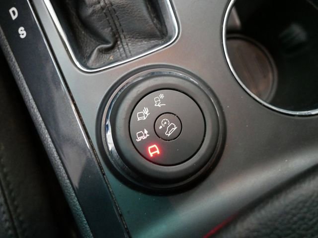 Used 2016 Ford Explorer XLT w/ Equipment Group 202A image 23