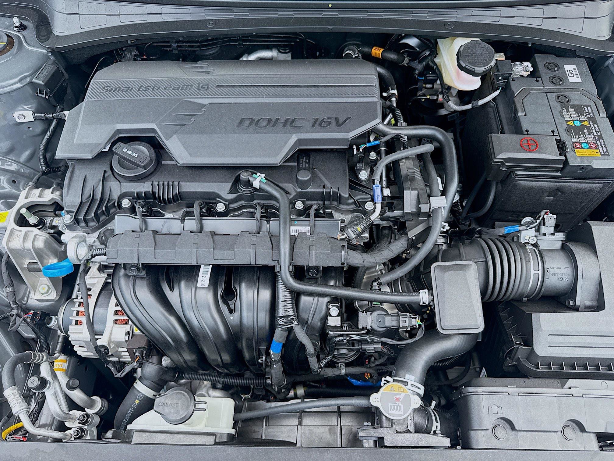 New 2026 Hyundai Elantra Sport FWD image 22