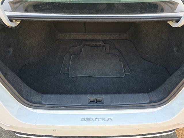 Used 2025 Nissan Sentra SV w/ All-Weather Package FWD image 2