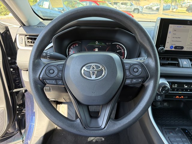 Used 2025 Toyota RAV4 XLE AWD/4WD image 23