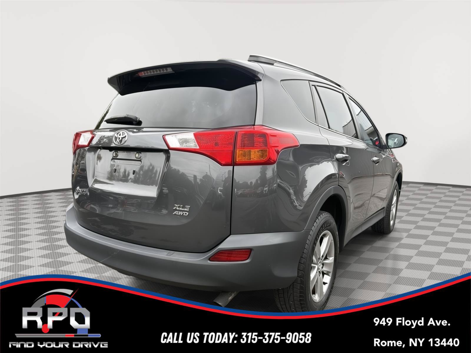 Used 2015 Toyota RAV4 XLE AWD/4WD image 5