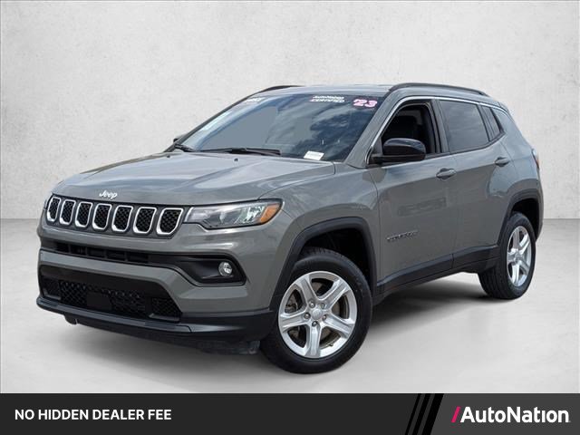 Used 2023 Jeep Compass Latitude AWD/4WD image 1