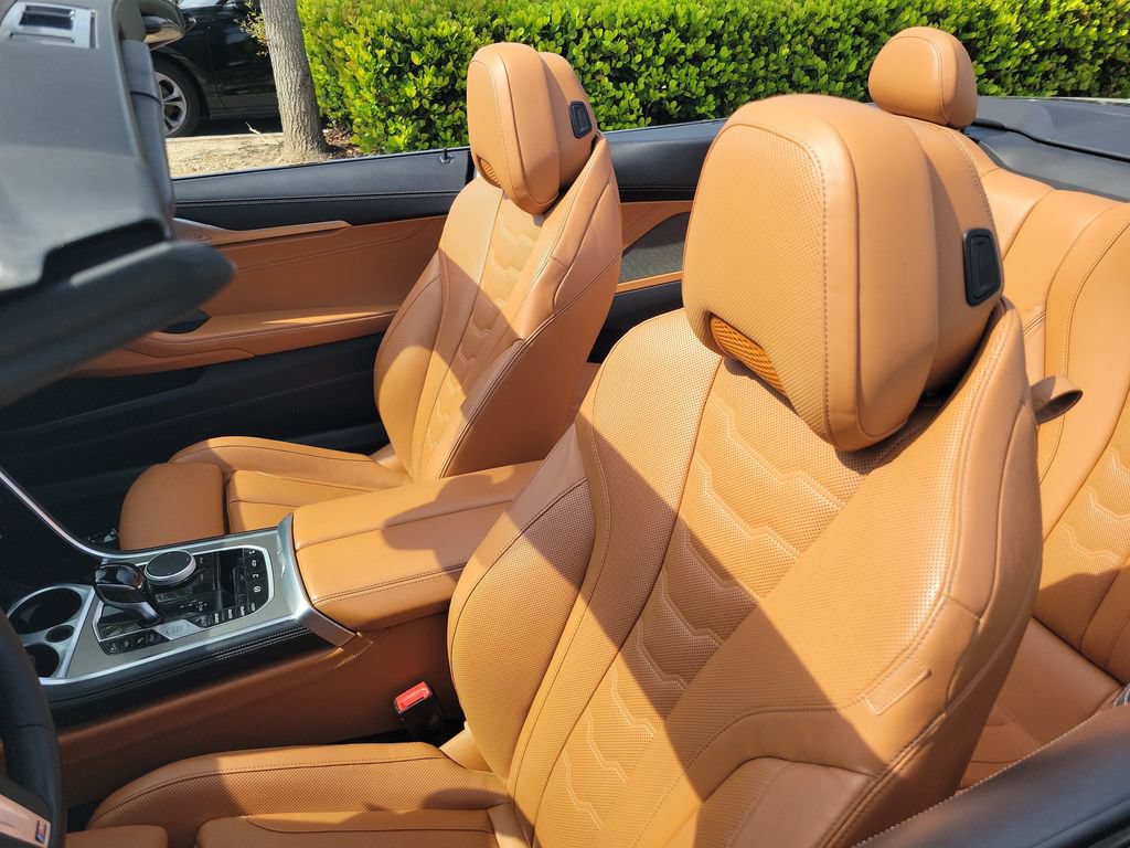 Used 2025 BMW 840i Convertible RWD image 13