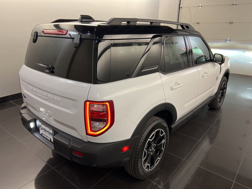New 2025 Ford Bronco Sport Outer Banks w/ Outer Banks Tech Package+ image 6