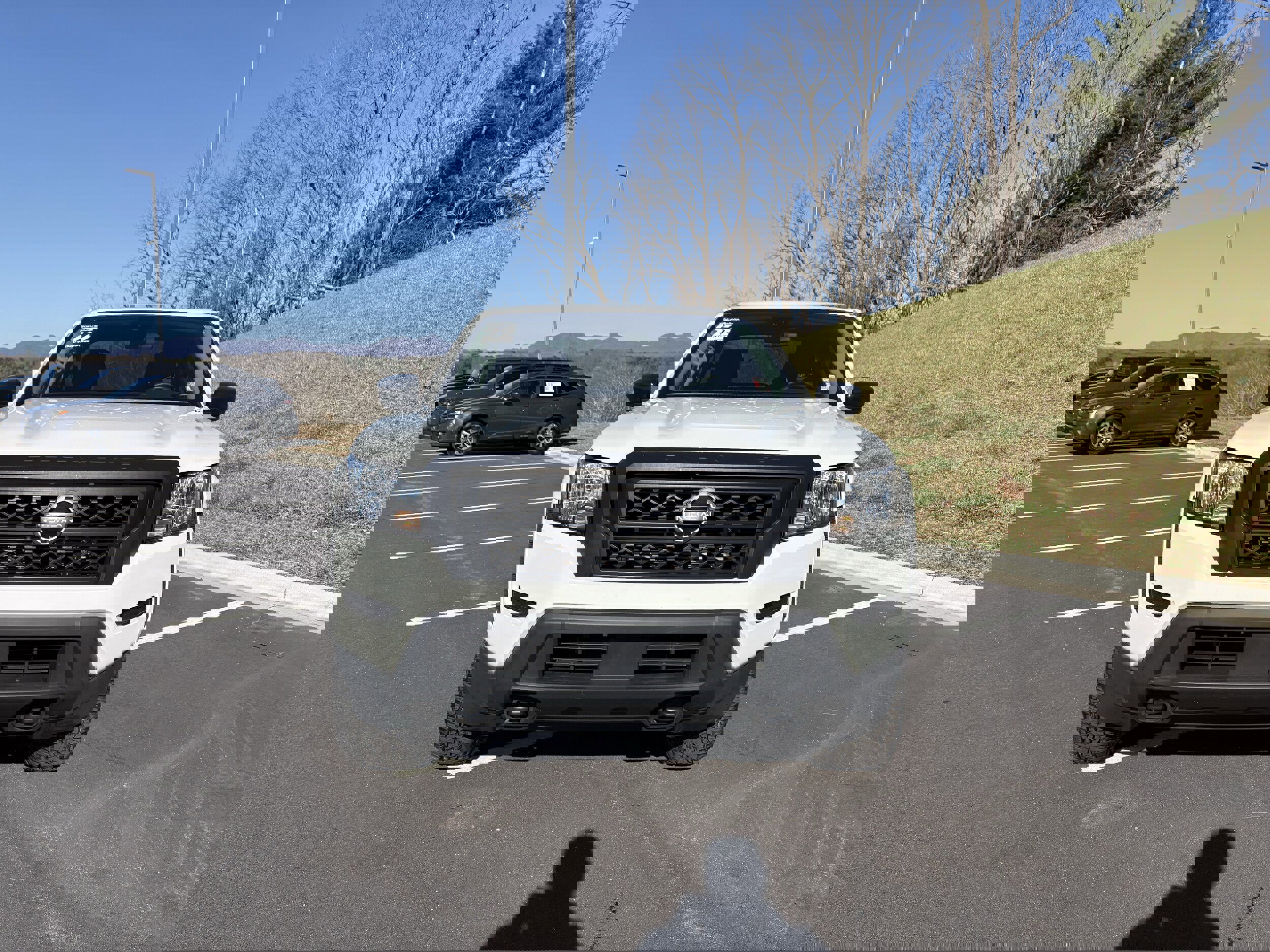 Used 2022 Nissan Frontier S w/ Technology Package image 2