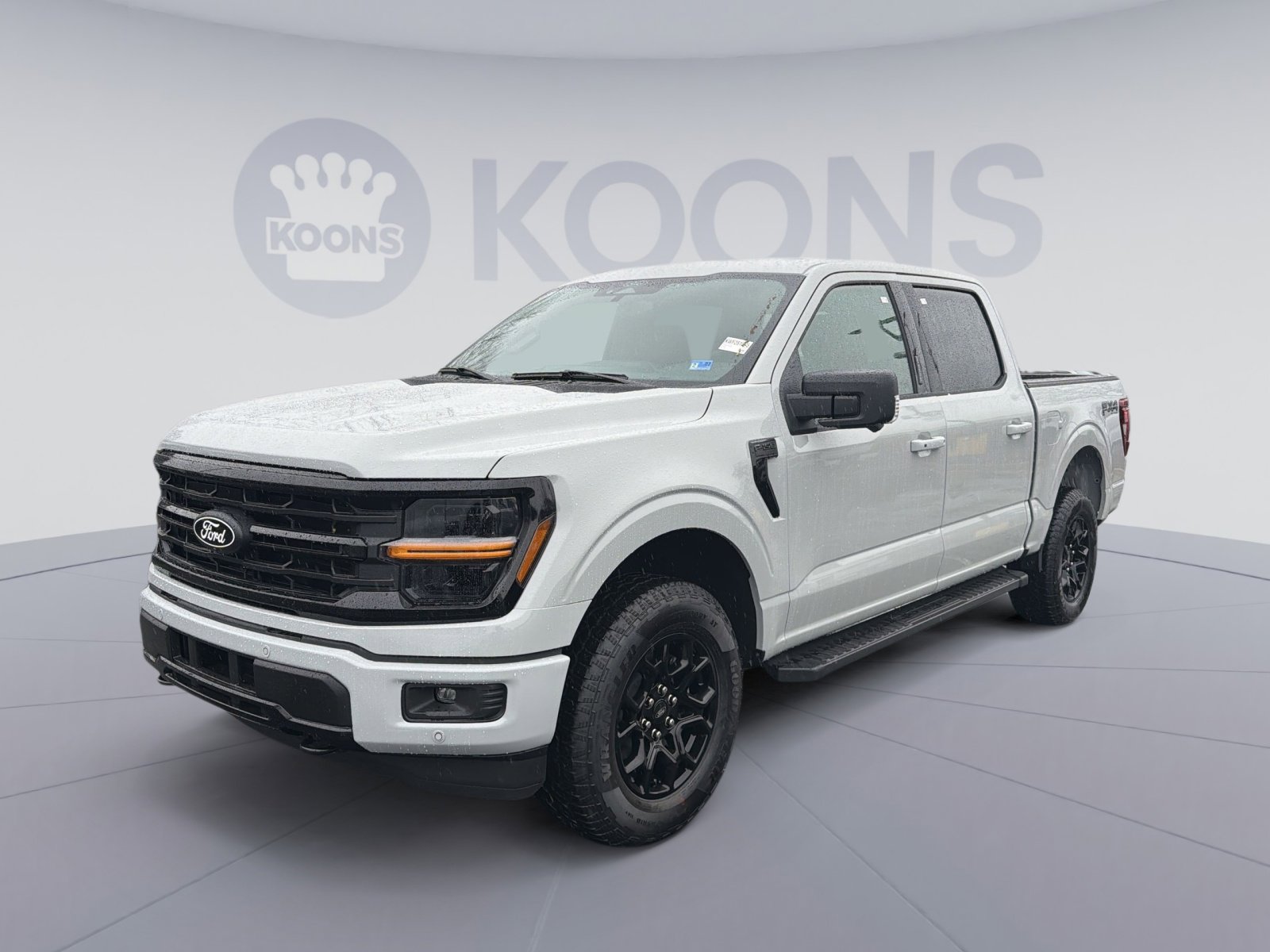 New 2026 Ford F150 XLT w/ Equipment Group 302A MID