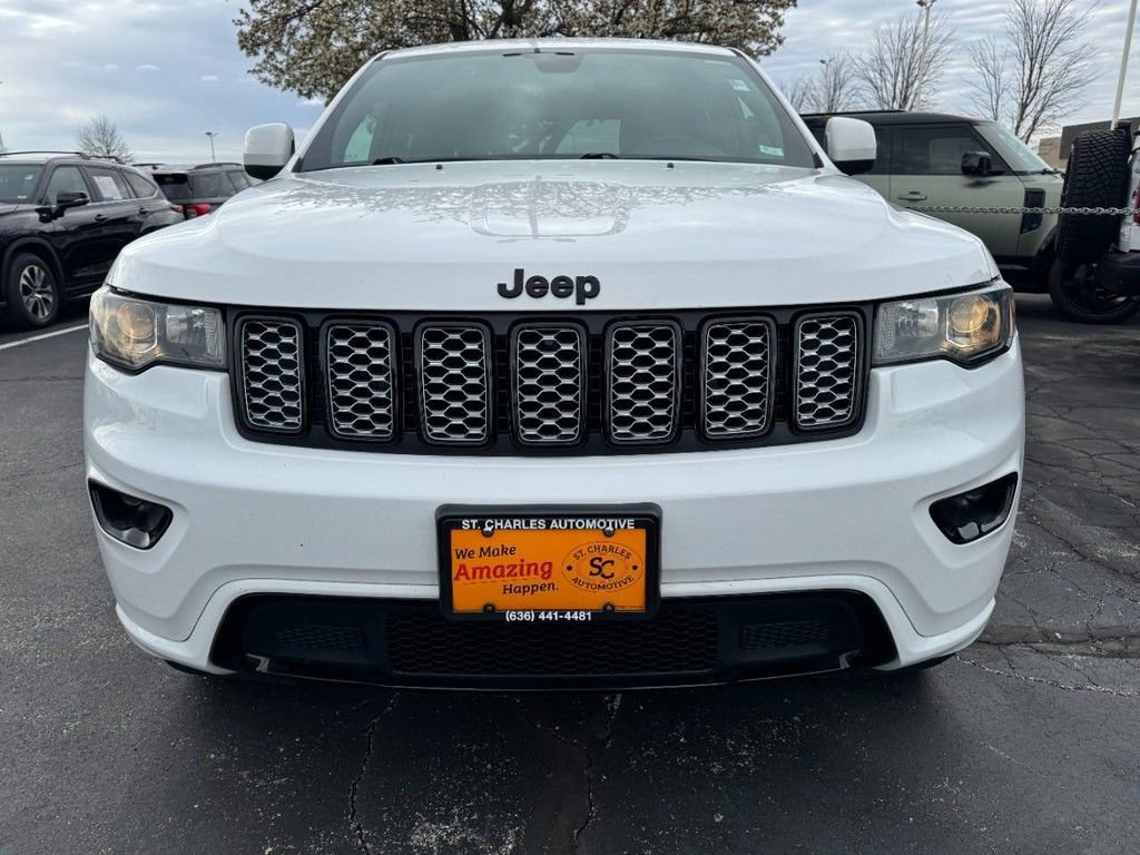 Used 2020 Jeep Grand Cherokee Altitude image 9