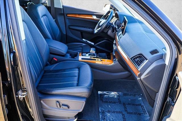 Used 2023 Audi Q5 2.0T Premium Plus w/ Premium Plus Package image 26