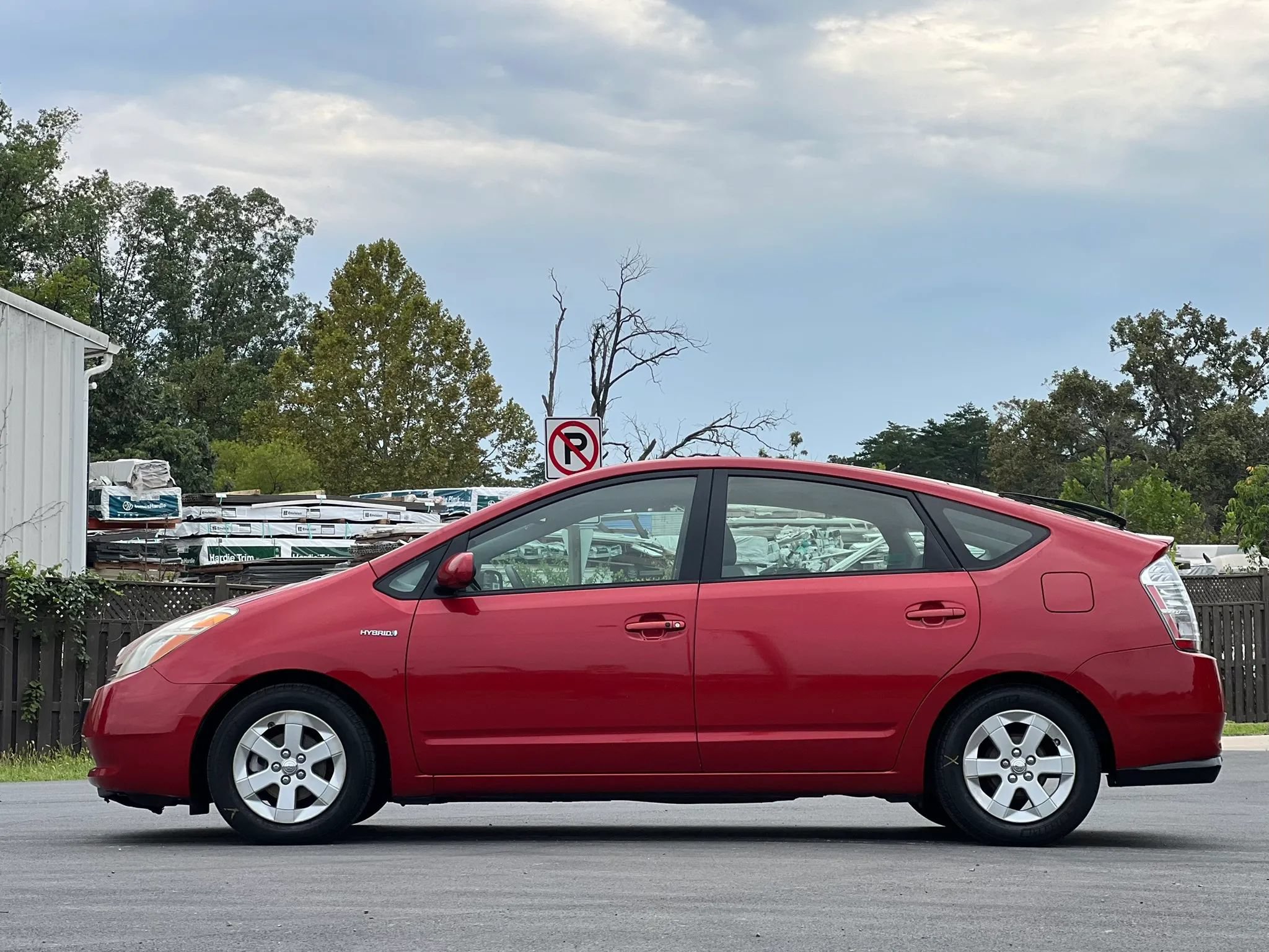 Used 2006 Toyota Prius FWD image 2