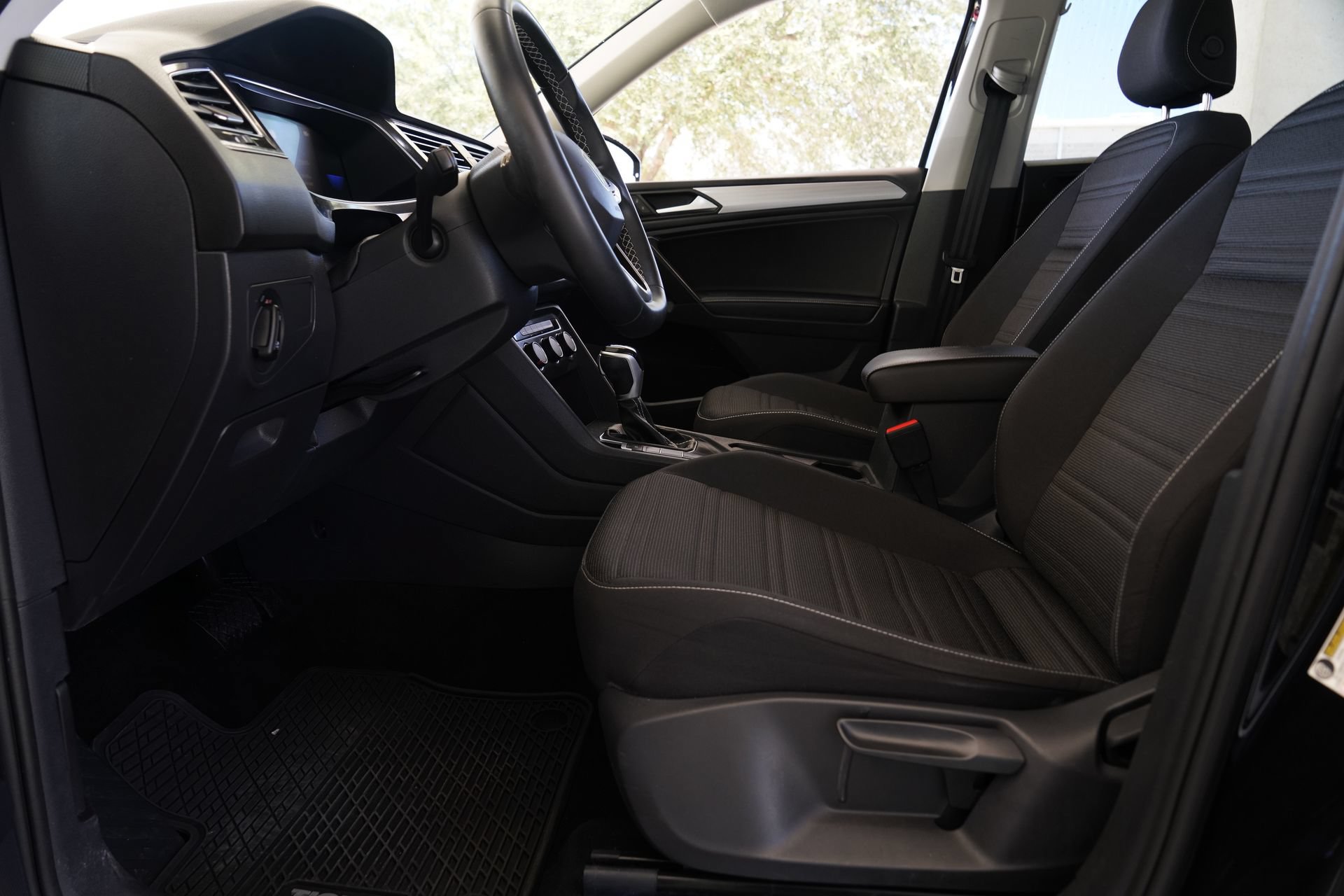 Certified 2023 Volkswagen Tiguan S FWD image 9