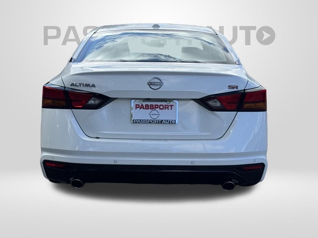 New 2025 Nissan Altima 2.5 SR w/ SR Premium Package image 5