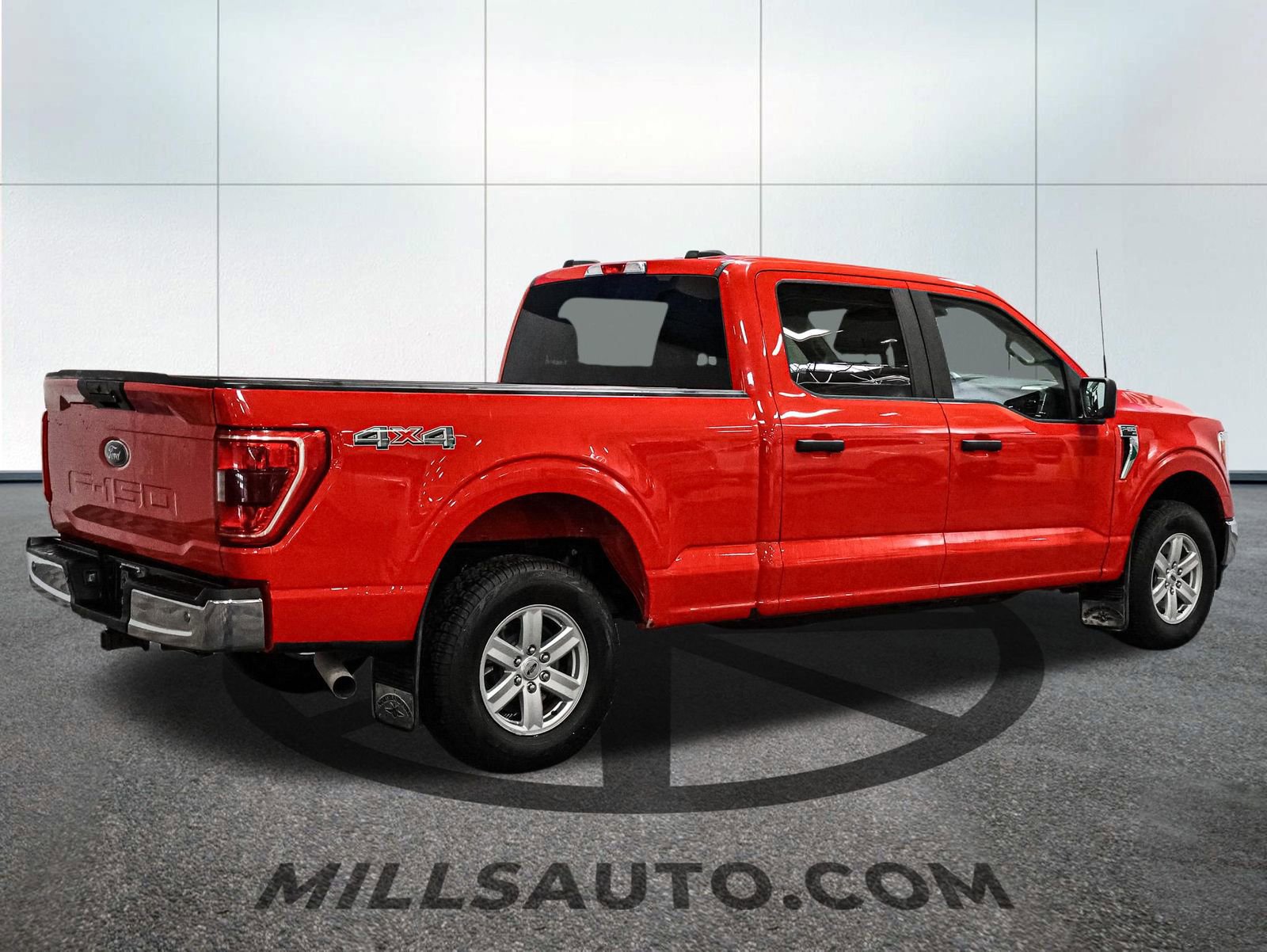 Certified 2025 Ford F150 Platinum w/ FX4 Off-Road Package image 8