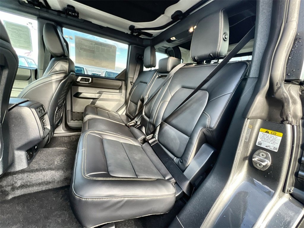 New 2025 Ford Bronco Badlands image 24