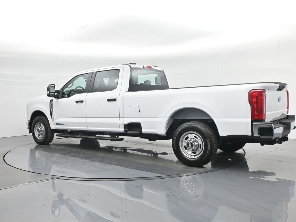 New 2026 Ford F350 XL w/ XL Chrome Package RWD image 5