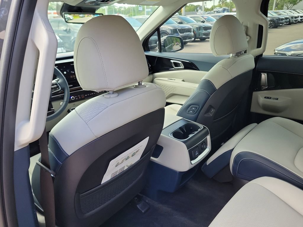 New 2026 Kia Carnival SX Prestige FWD image 17
