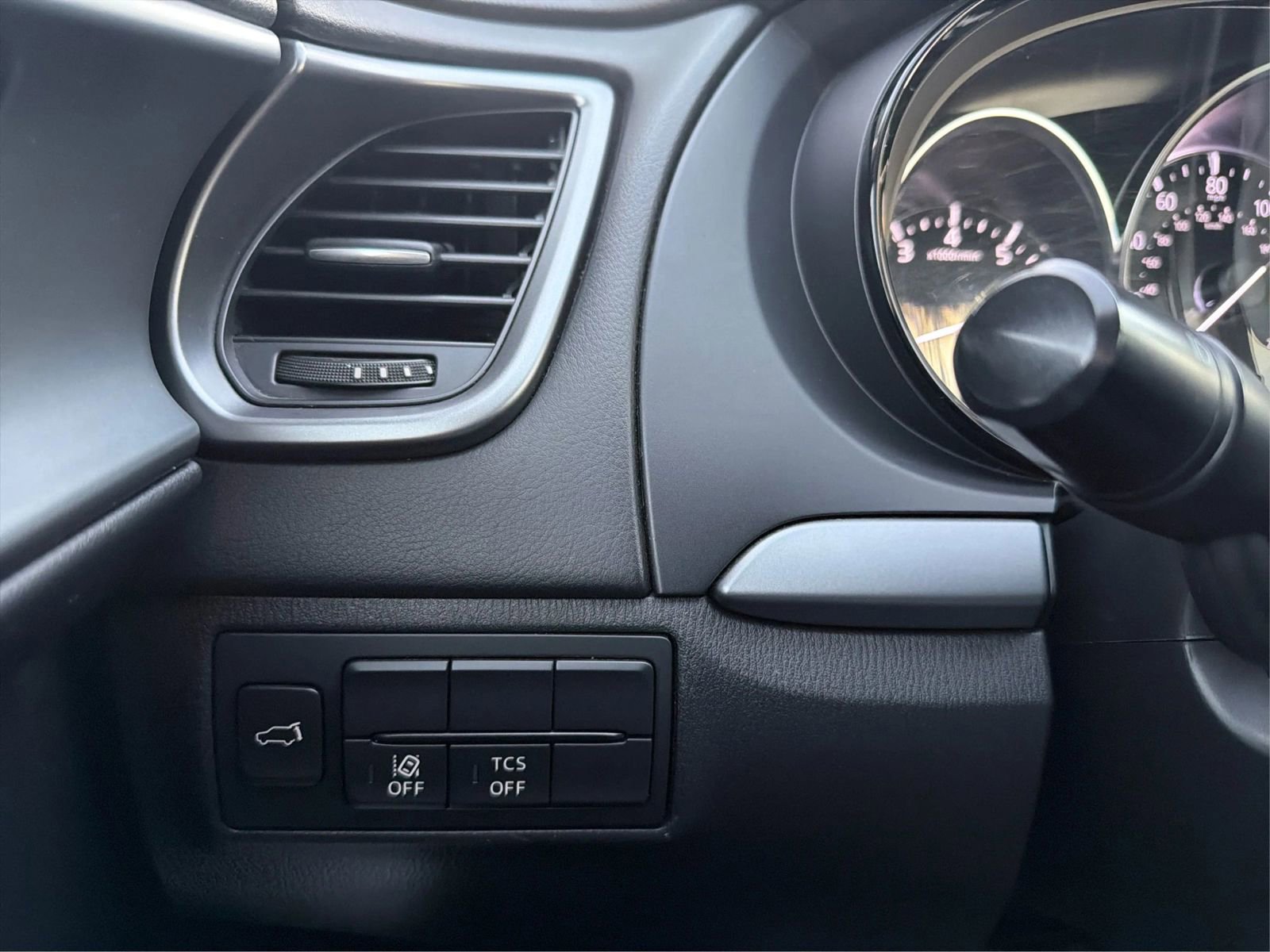 Used 2019 MAZDA CX-9 Touring image 18