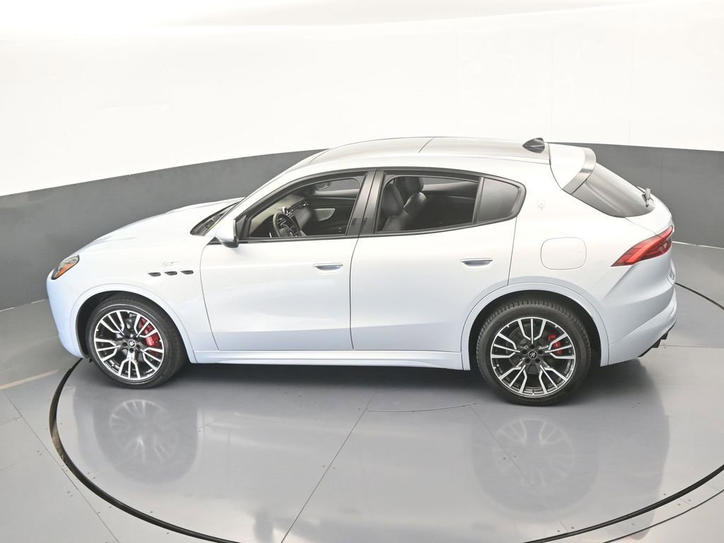 Used 2023 Maserati Grecale GT image 51