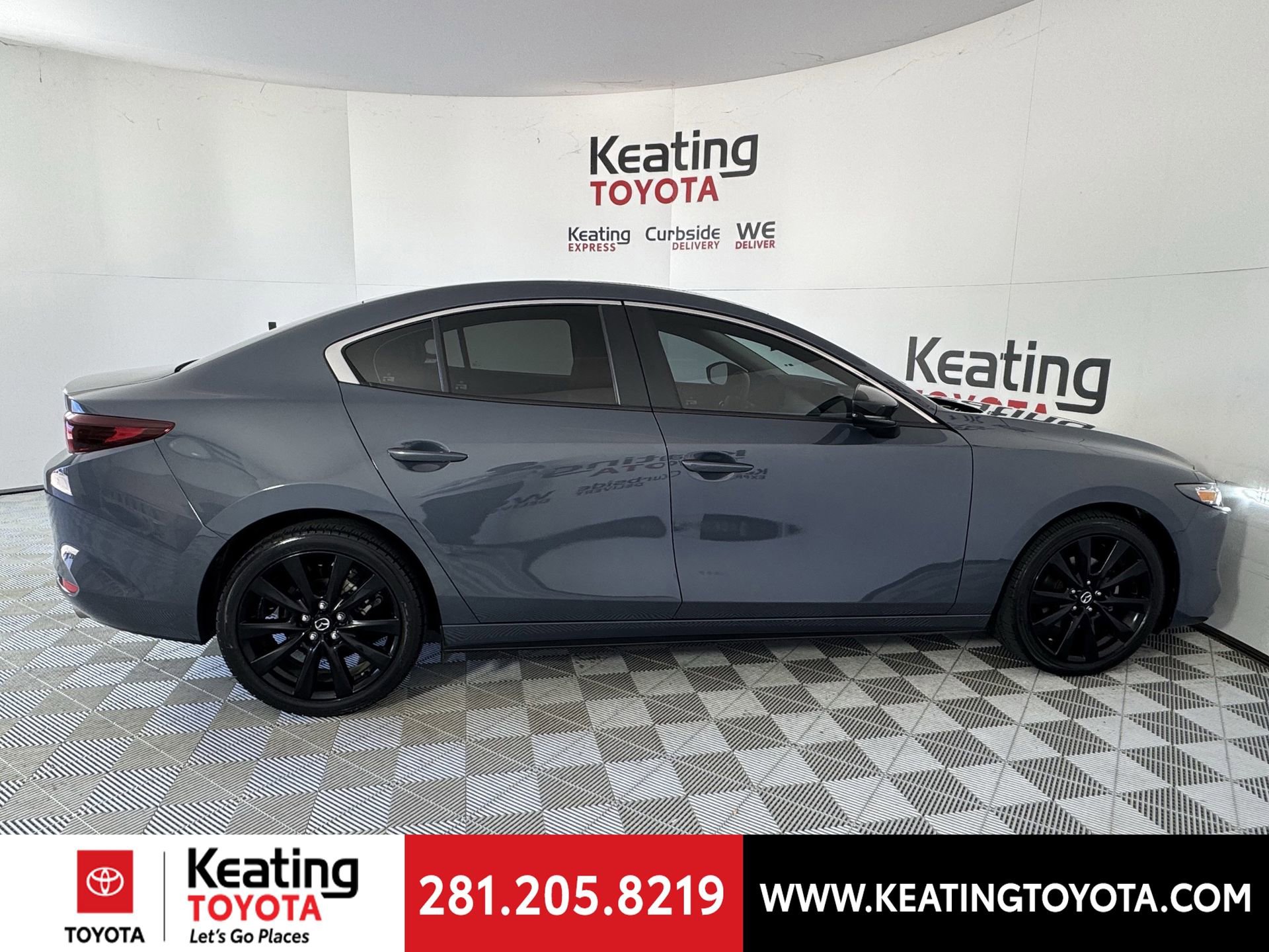 Used 2025 MAZDA MAZDA3 s image 4