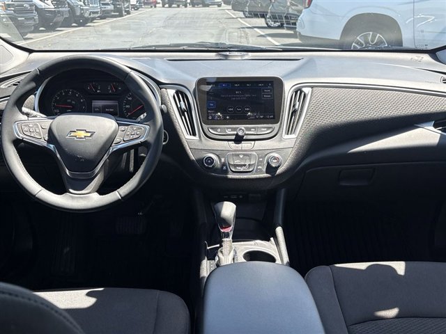 Used 2023 Chevrolet Malibu RS FWD image 19