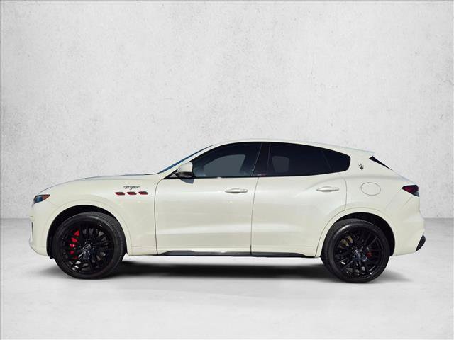 Used 2022 Maserati Levante Trofeo AWD/4WD image 8