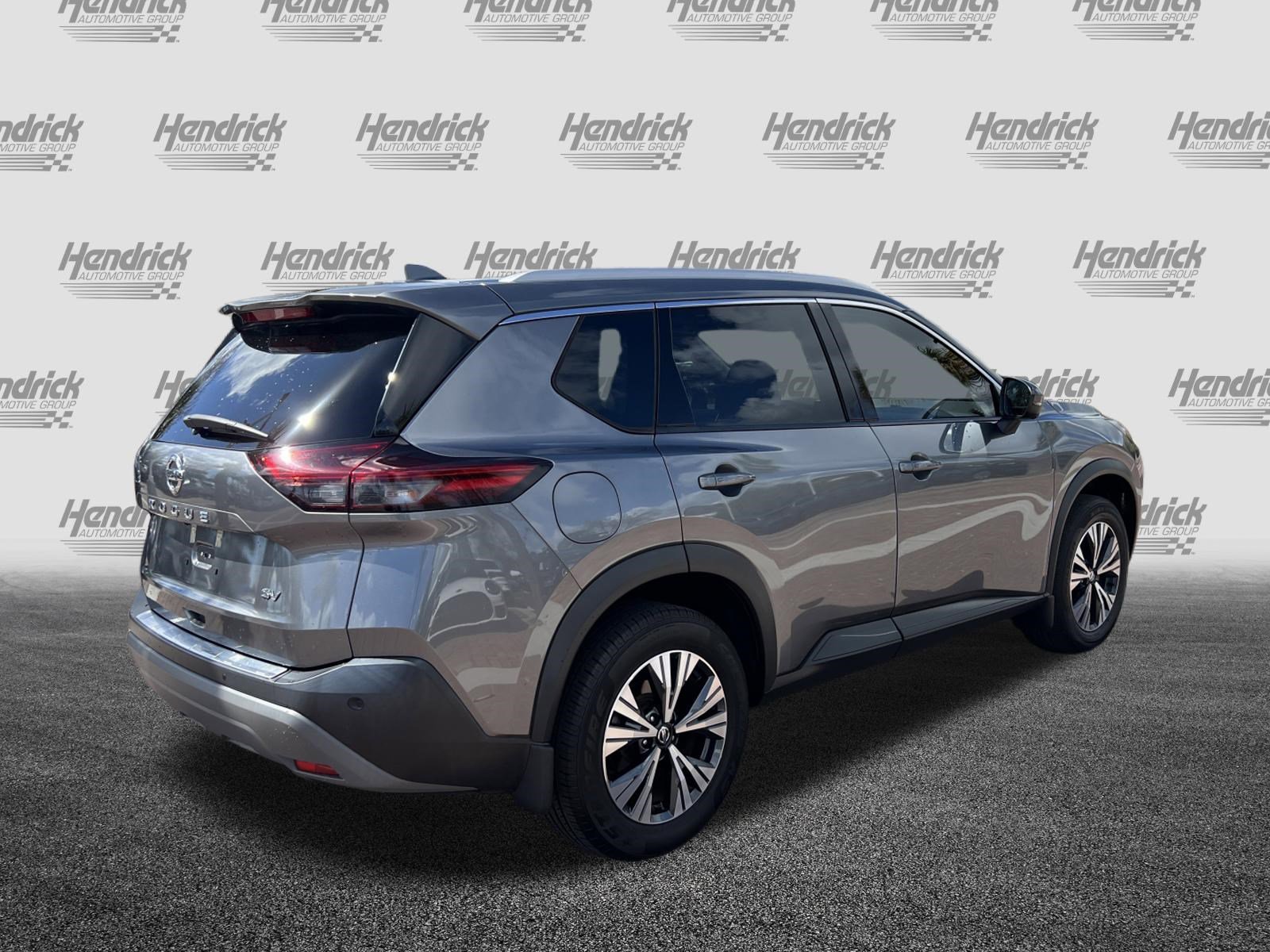 Used 2021 Nissan Rogue SV w/ Premium Package image 10