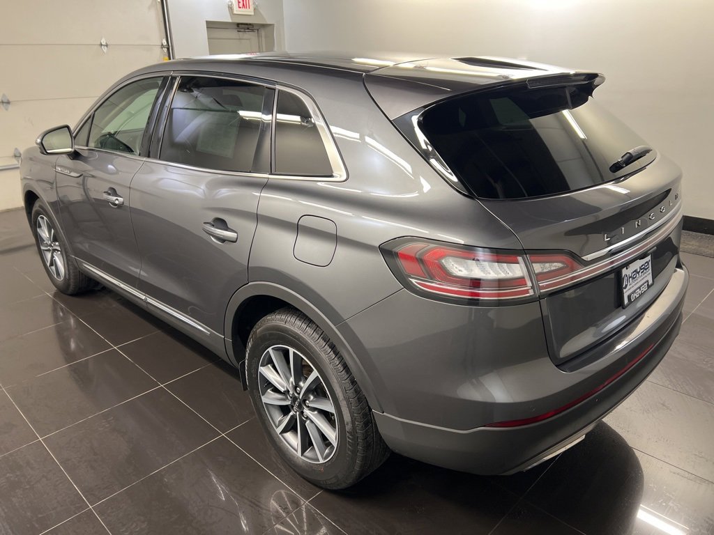 Certified 2022 Lincoln Nautilus AWD image 4