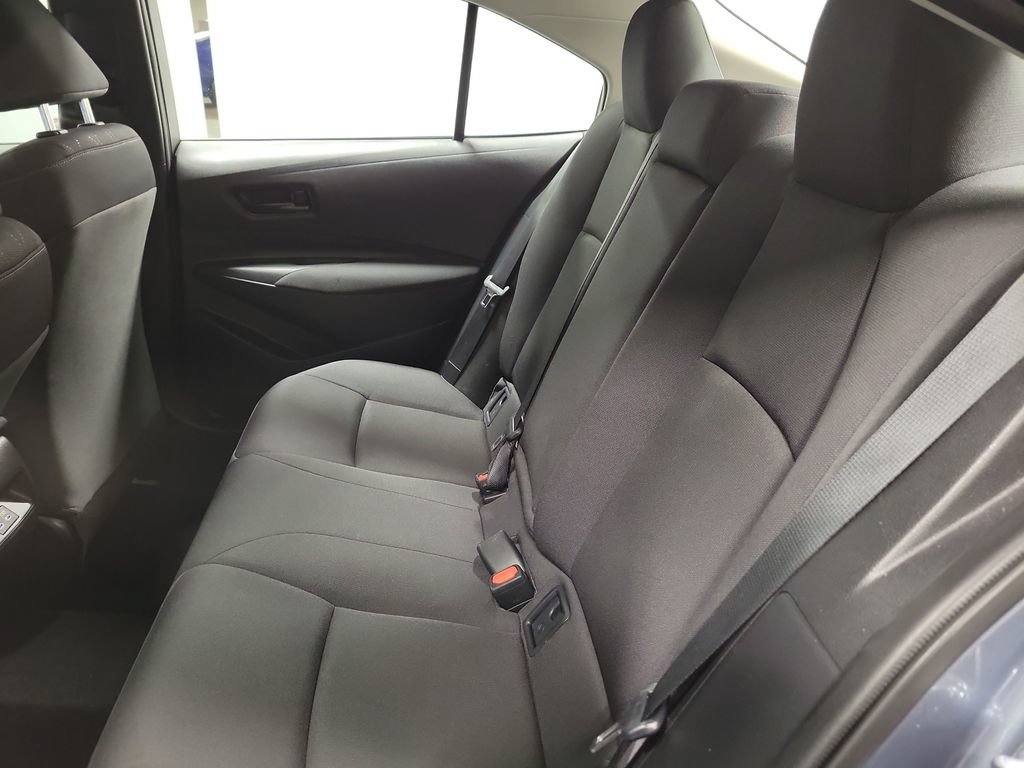 Used 2025 Toyota Corolla LE FWD image 30