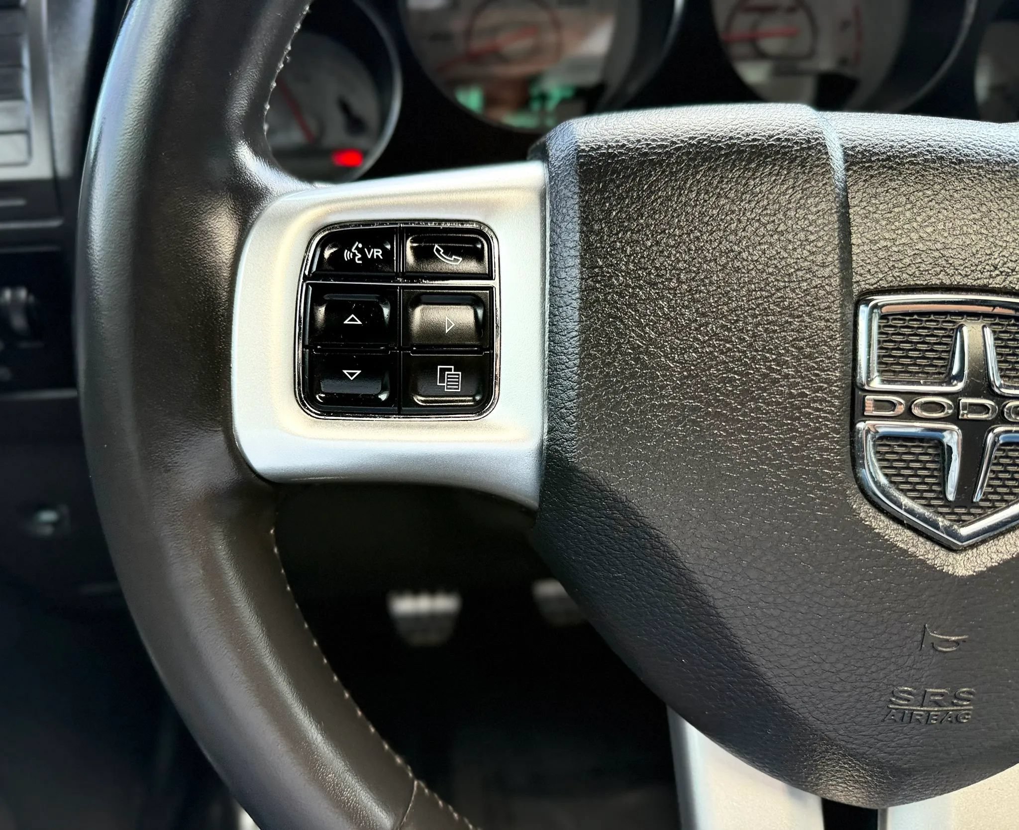 Used 2011 Dodge Challenger SRT8 w/ SRT Option Group II RWD image 14