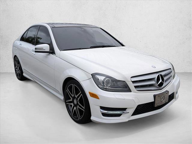 Used 2013 Mercedes-Benz C 250 Sedan image 3