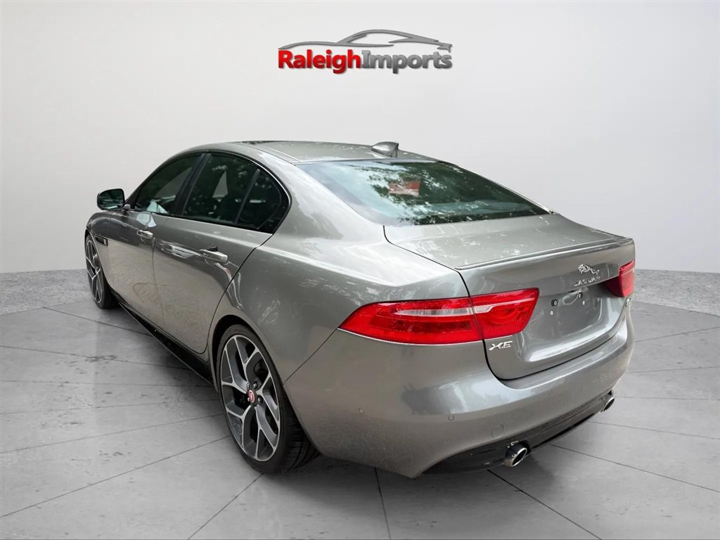Used 2019 Jaguar XE S RWD image 3