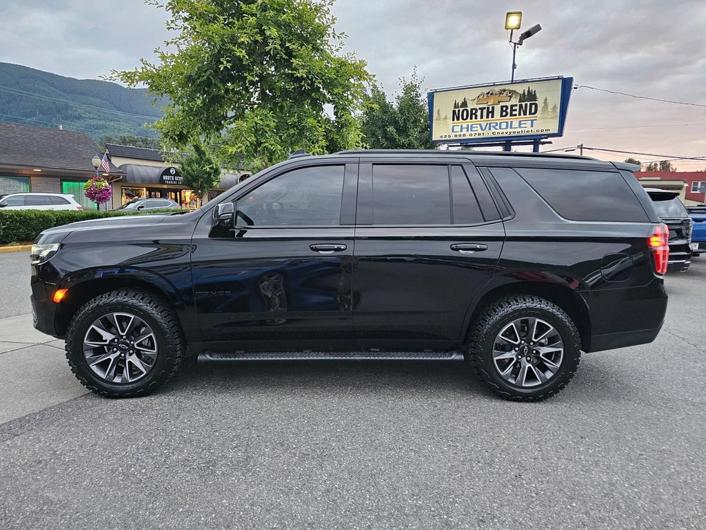 Used 2023 Chevrolet Tahoe Z71 w/ Z71 Off-Road Package AWD/4WD image 8