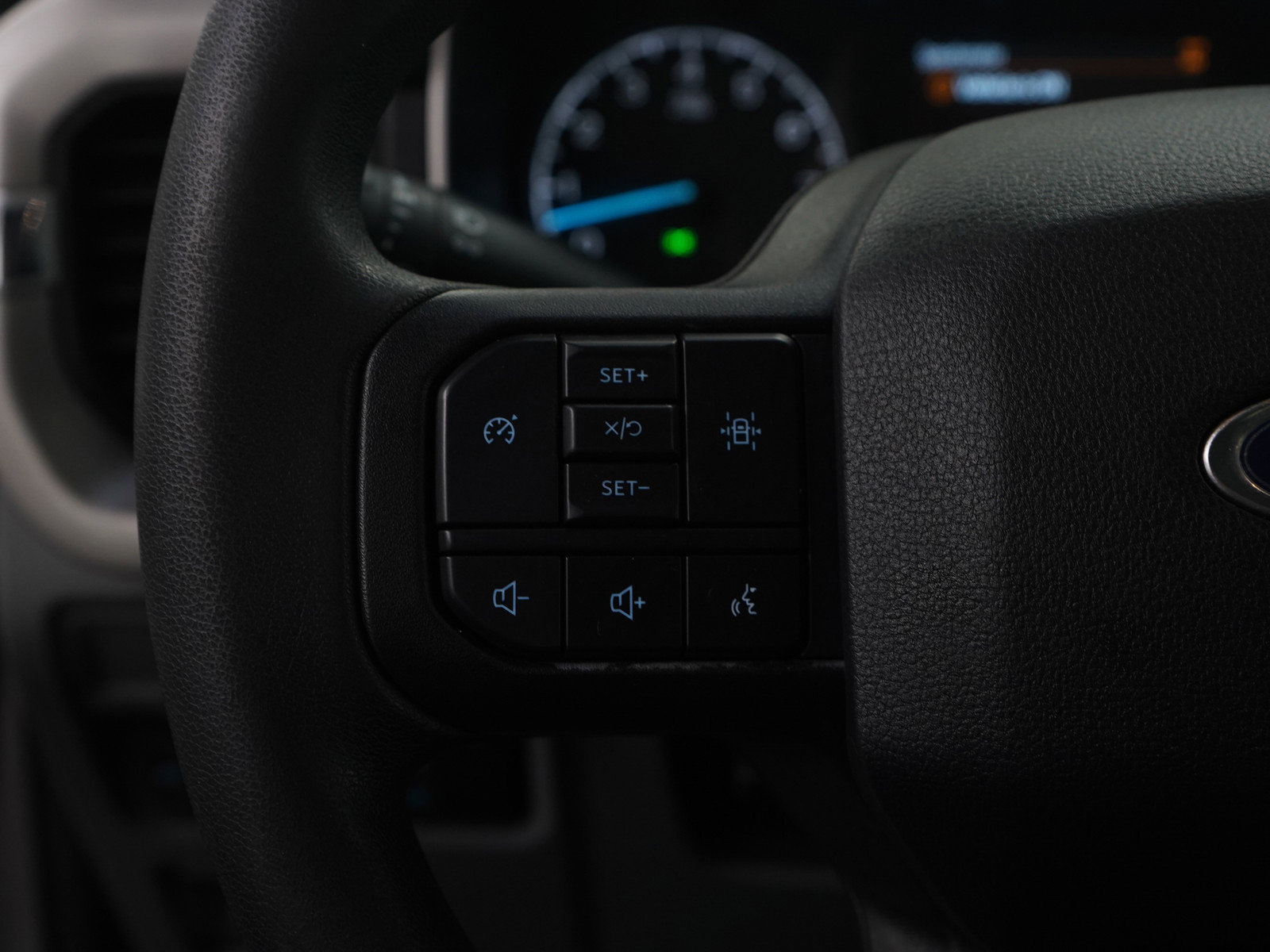 Used 2023 Ford F150 XLT AWD/4WD image 19