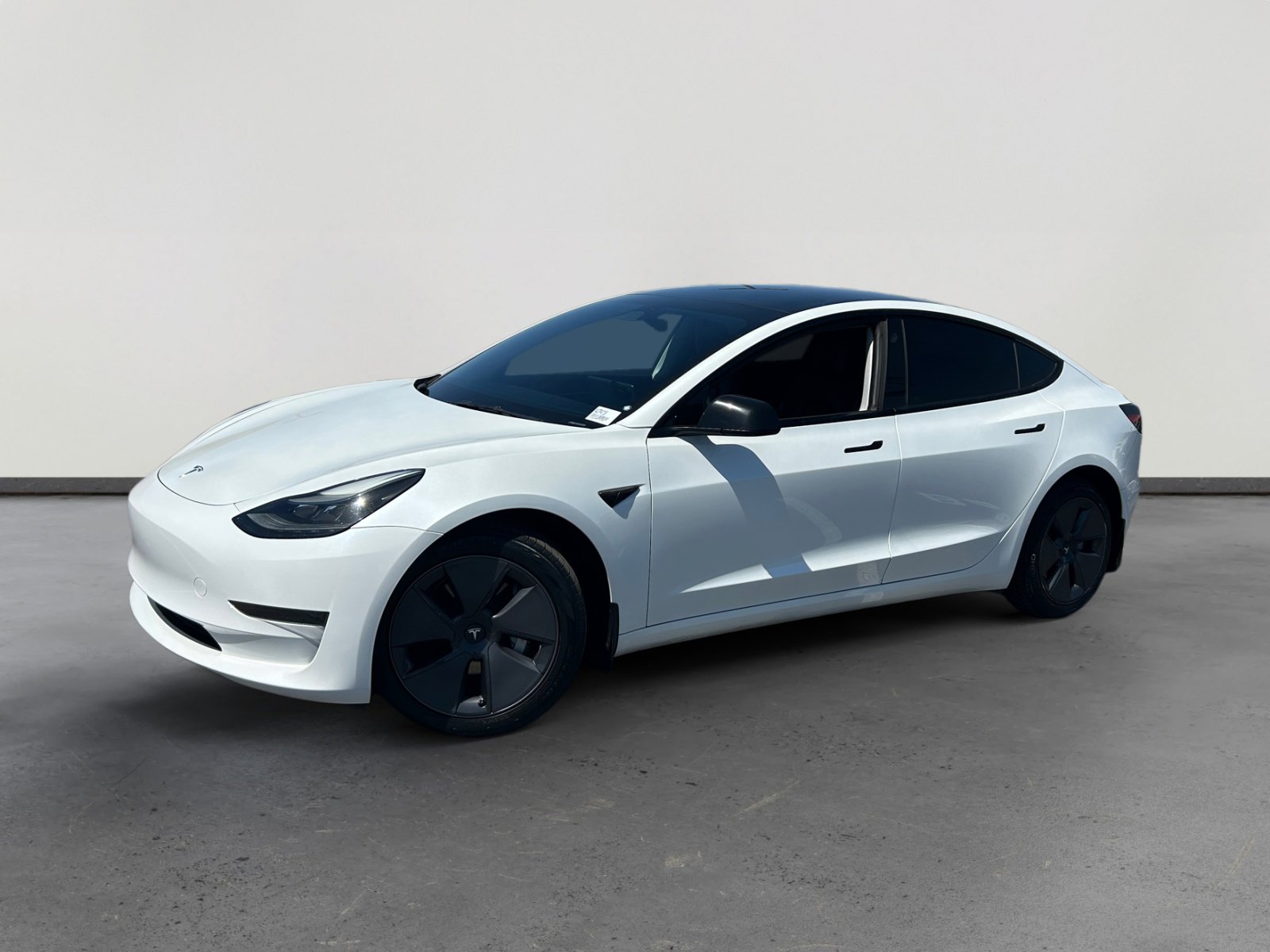 Used 2023 Tesla Model 3 Standard Range RWD video 1