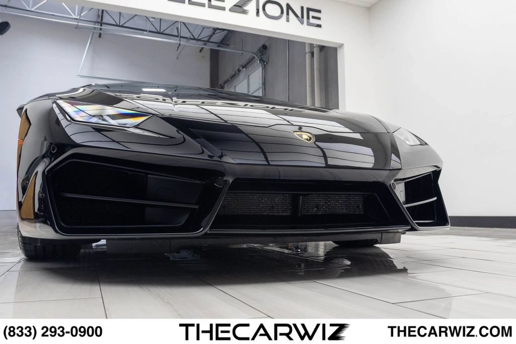 Used 2016 Lamborghini Huracan LP 580-2 RWD image 9