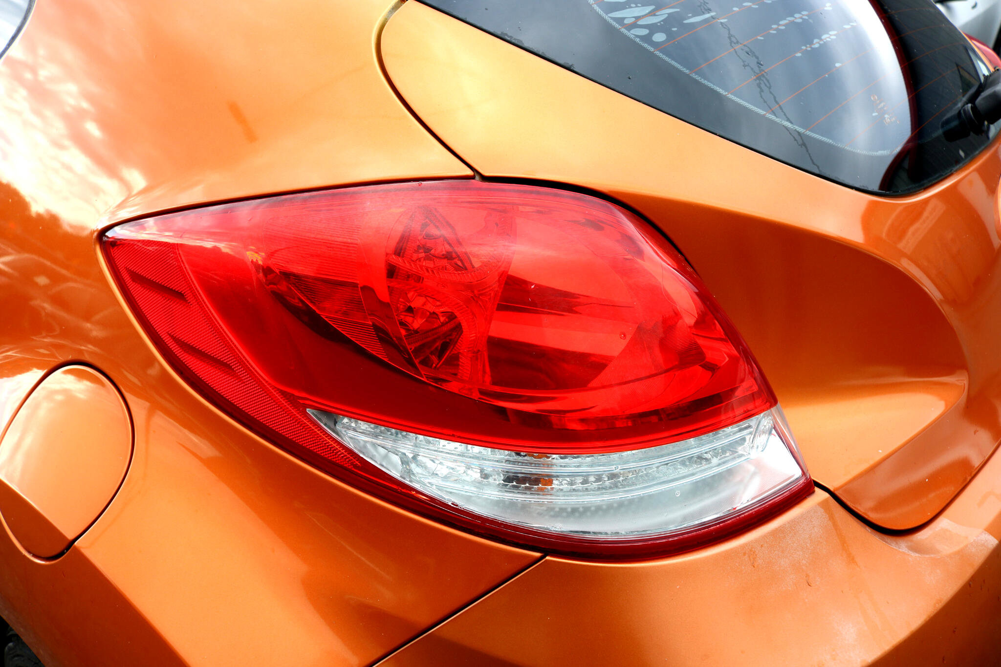 Used 2015 Hyundai Veloster w/ Option Group 03 image 11