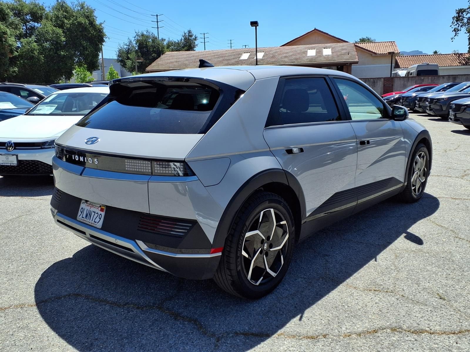 Used 2024 Hyundai Ioniq 5 SE image 5