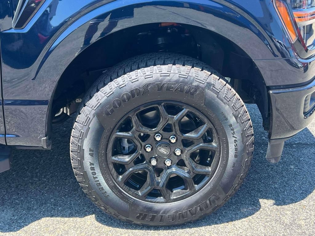 Used 2025 Ford F150 XLT w/ Equipment Group 301A Standard AWD/4WD image 12