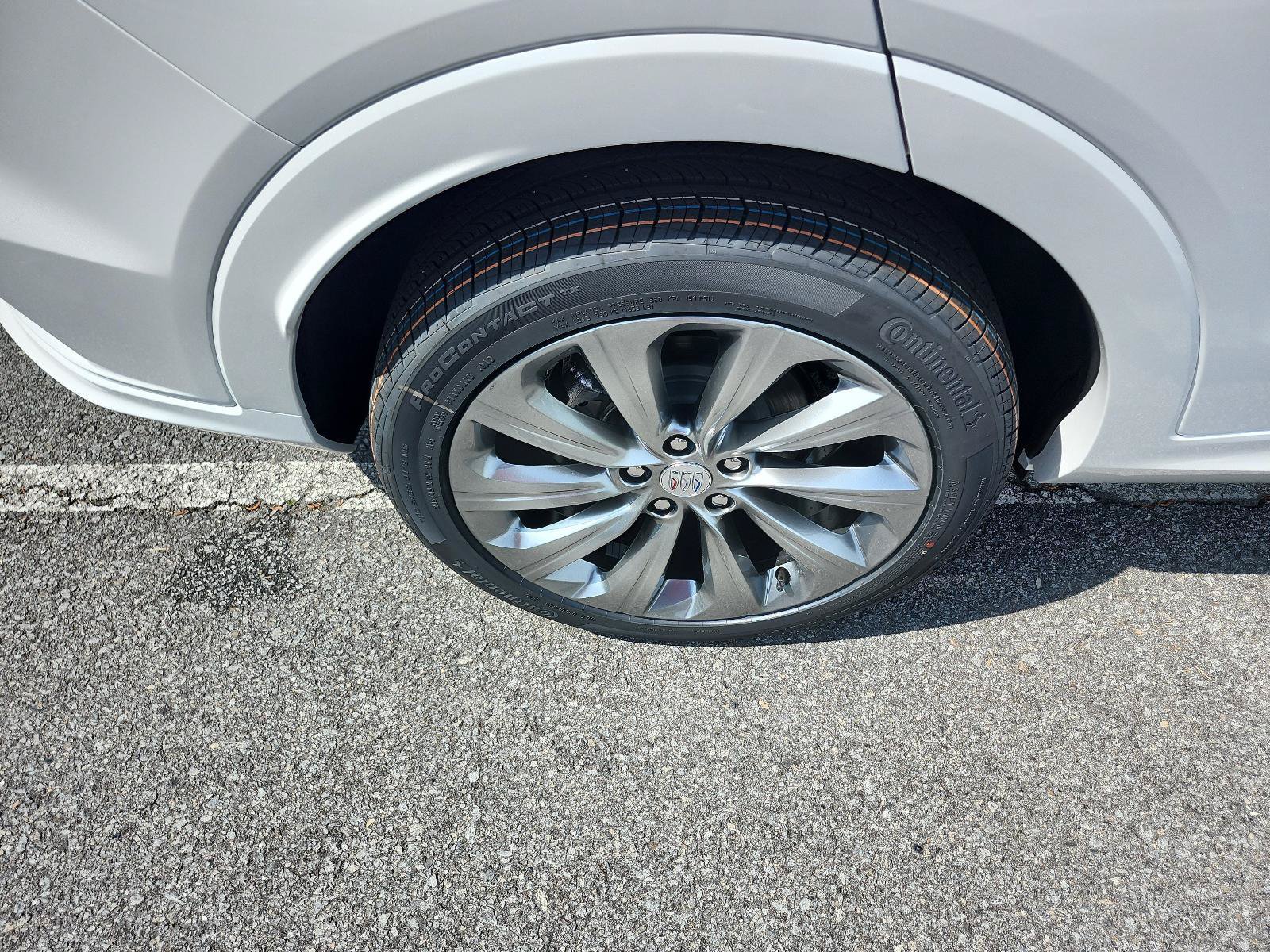 New 2026 Buick Envista Avenir FWD image 4