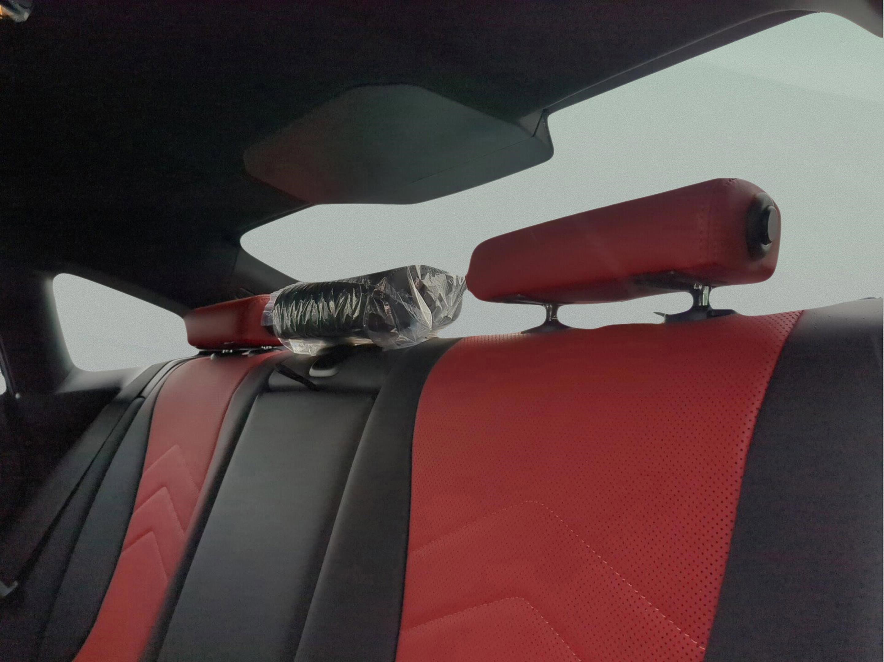 Used 2025 BMW M235i xDrive w/ M Performance Package image 9